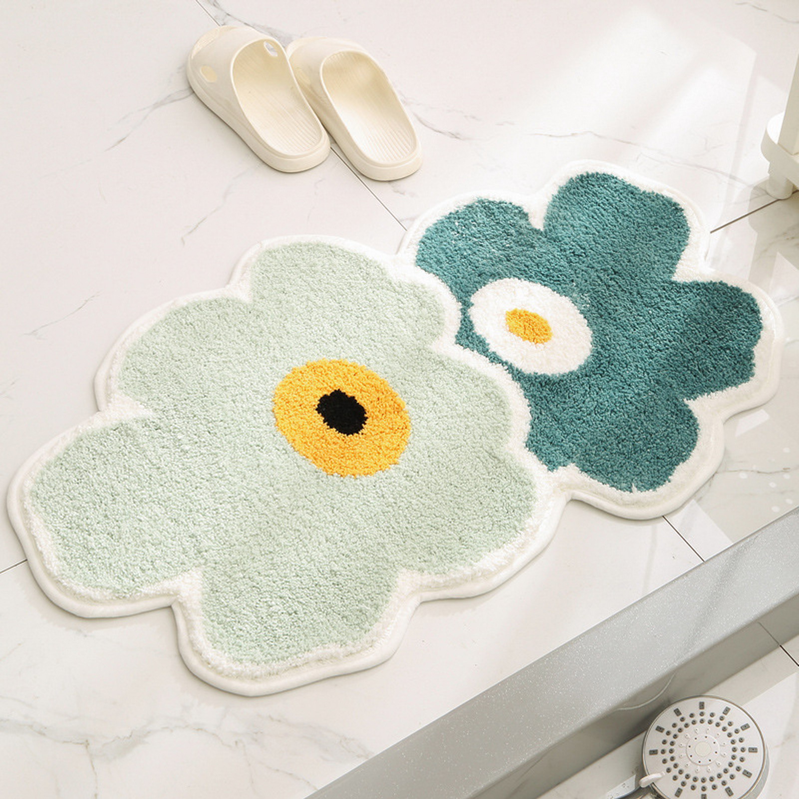 Bodenteppich, rutschfest, feine Textur, dekoratives Blumendesign, funktionell, gut saugfähig, ultraweich, süßer, floraler Boden-Badezimmerteppich, Heimbedarf_voghion.com