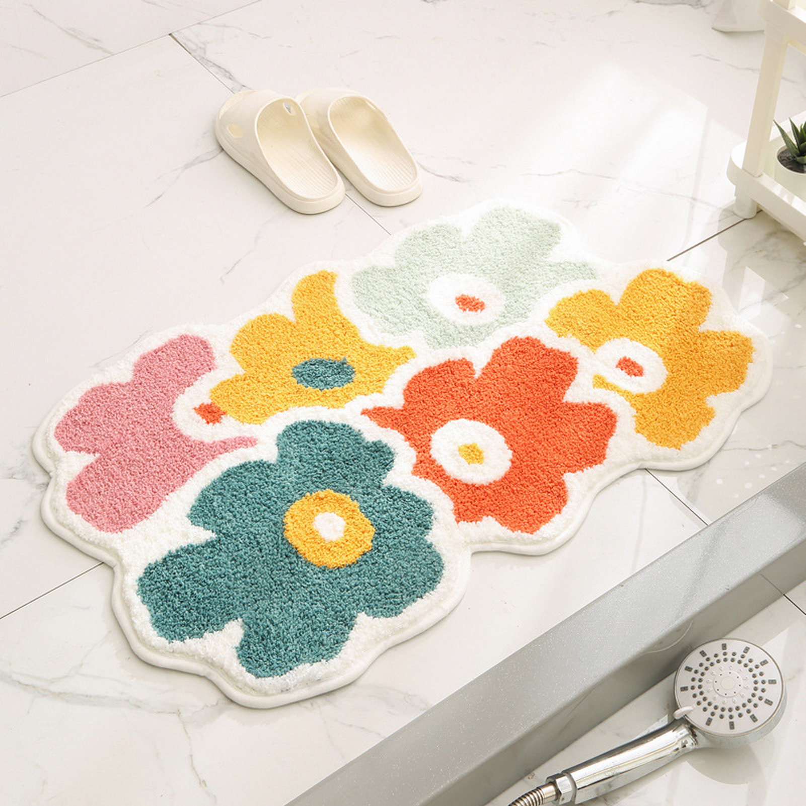 Bodenteppich, rutschfest, feine Textur, dekoratives Blumendesign, funktionell, gut saugfähig, ultraweich, süßer, floraler Boden-Badezimmerteppich, Heimbedarf_voghion.com